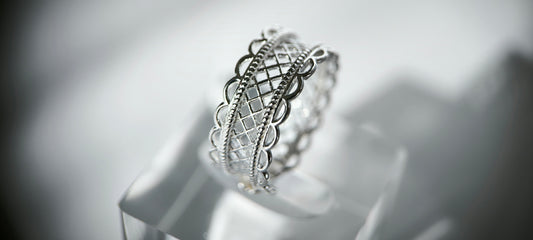 Bague dentelle réglable